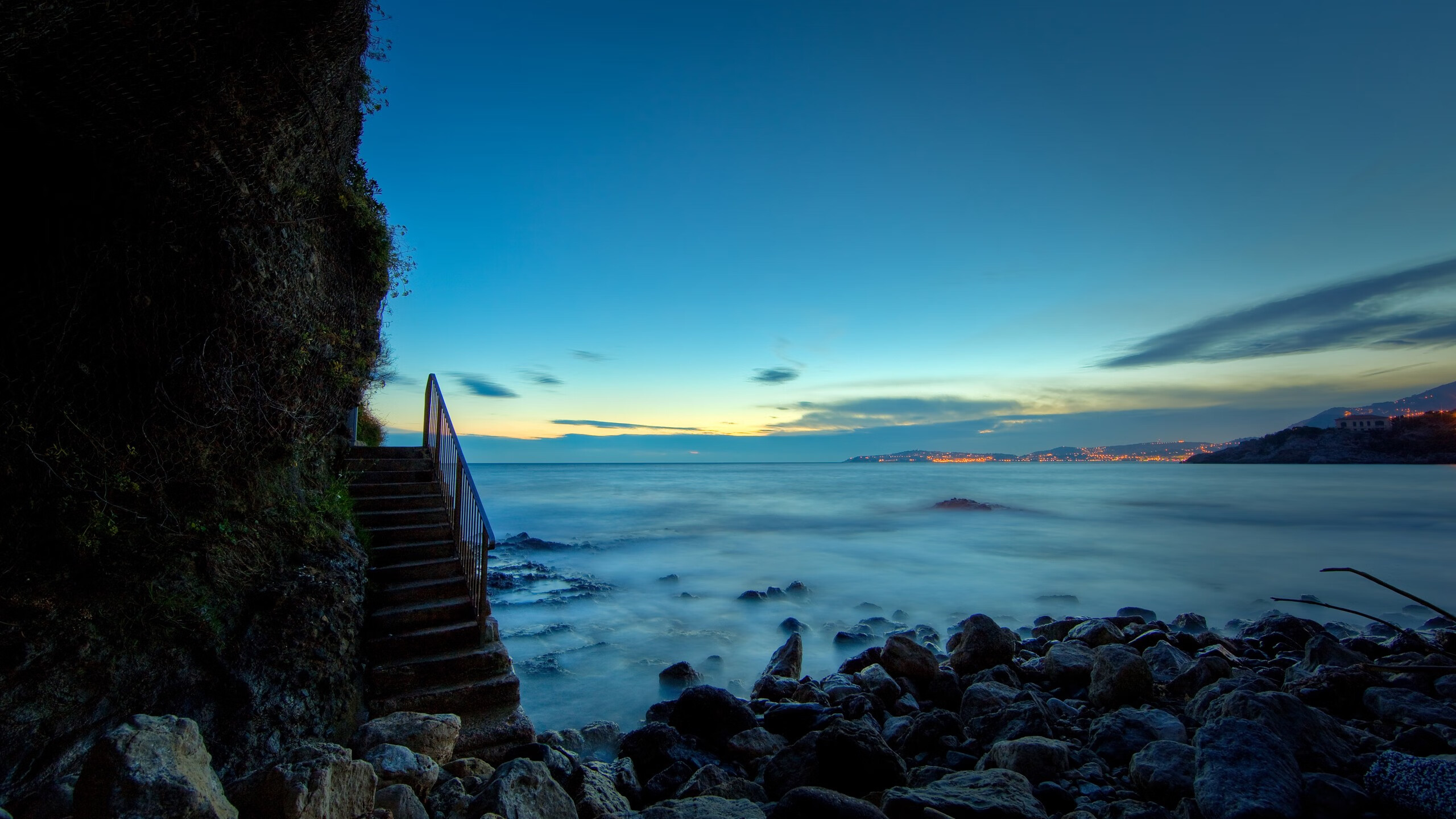 开云中国大陆-法兰克福对决莱比锡，欧战资格竞争白热化，法兰克福 vs 莱比锡