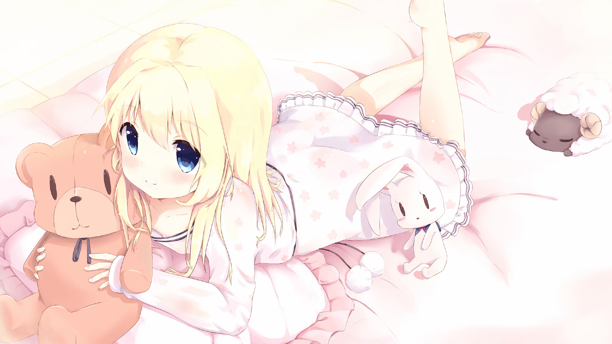 赛场上紧张对决,球员展现高超技术,比赛现场紧张有序