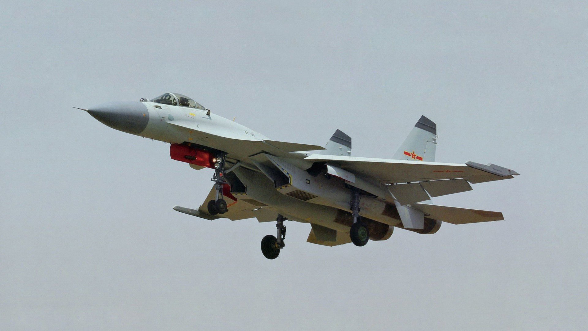 中国男篮保持高压防守 限制对手得分,中国男篮高原训练