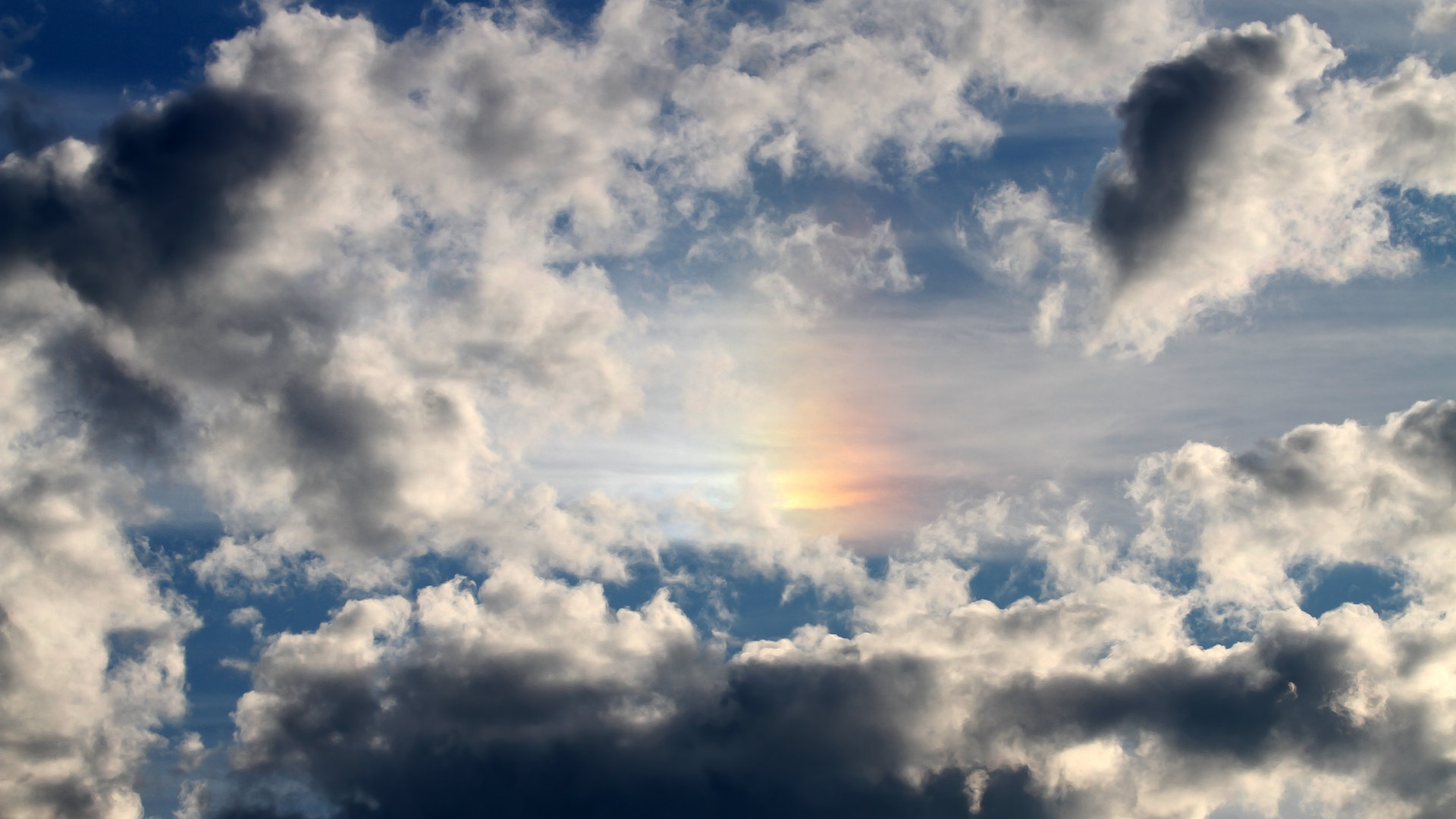 莱比锡红牛中场人数优势扼制反扑,莱比锡红牛是哪个联赛的球队