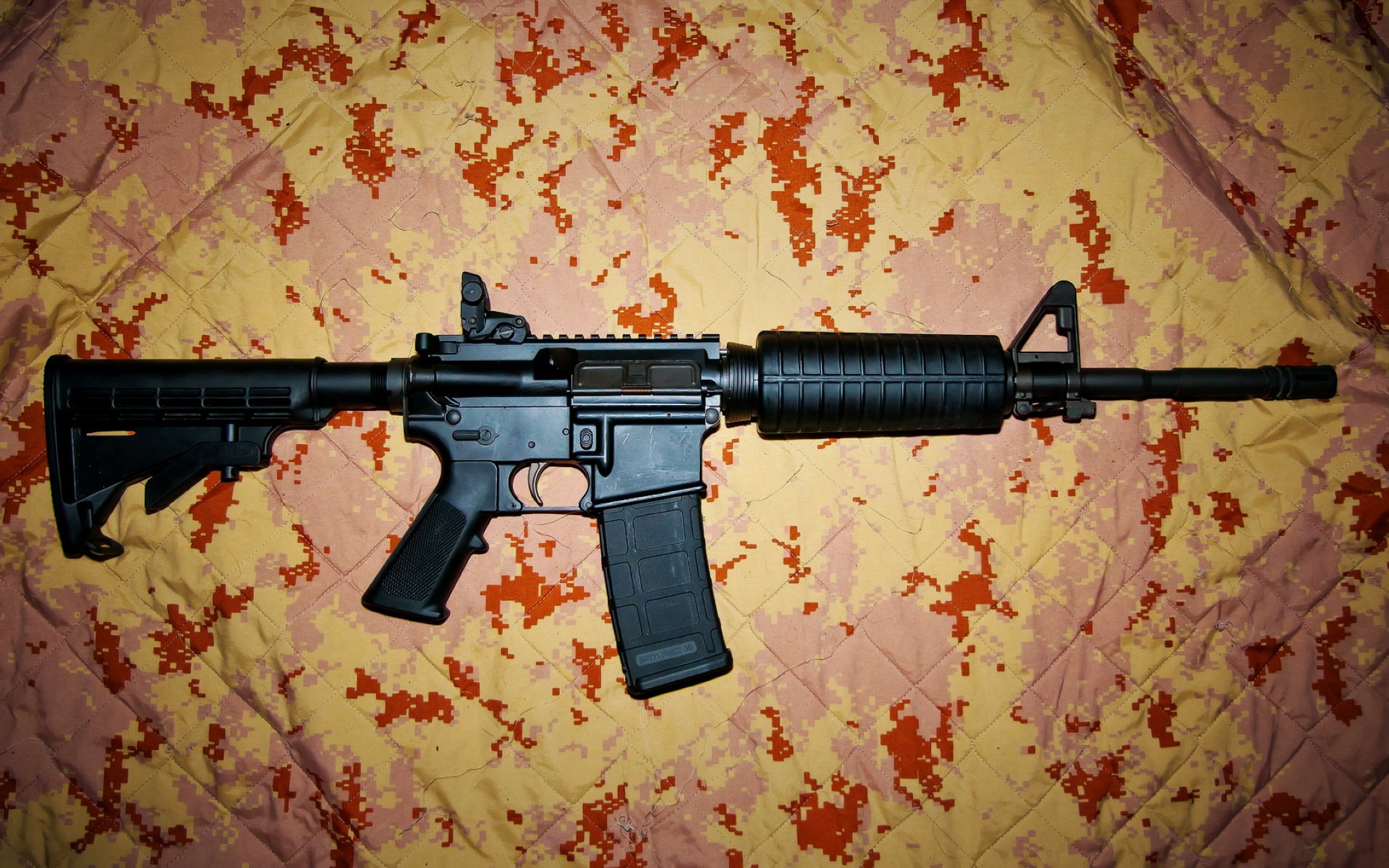 “马科斯·莫奇的灵活防守与精湛技艺,帮助美洲狮队在世界赛场脱颖而出”