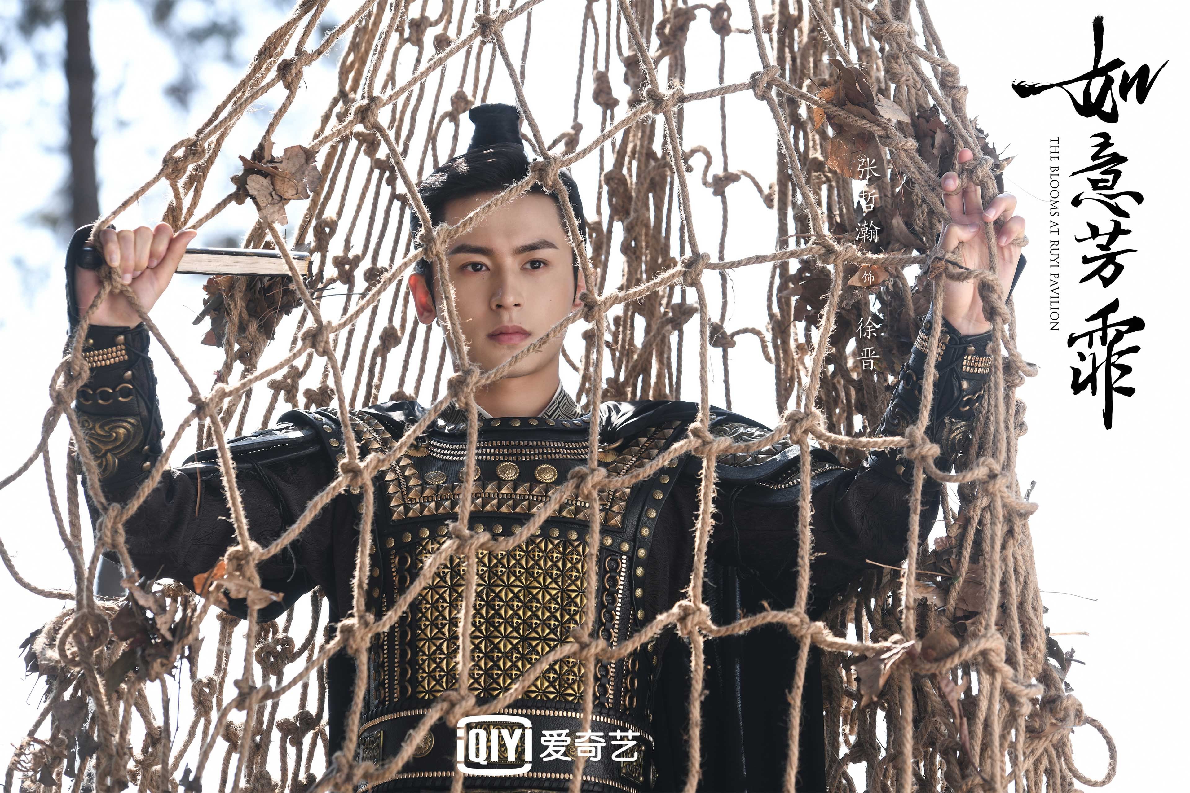 霍勒迪火力全开雄鹿晋级季后赛，霍勒迪顶薪续约雄鹿